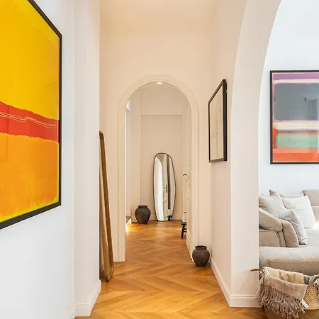 Stunning Brand New 4br 4bath Center-vatican *
